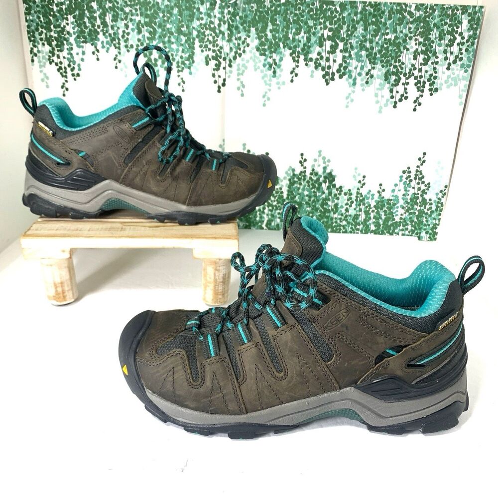 Keen Gypsum Womens Hiking Waterproof Low Rise Boots Size 7 US Or 37.5 EU